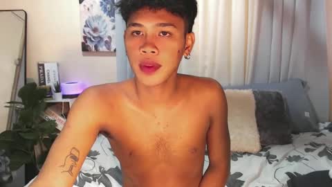 Snapshot of tiara_perezx chatting on January 25, 2025, 4:02 am Sam online show from January 25, 2025, 4:02 am