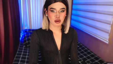 Snapshot of tiara_perezx chatting on November 10, 2025, 7:24 pm Sam online show from November 10, 2025, 7:24 pm