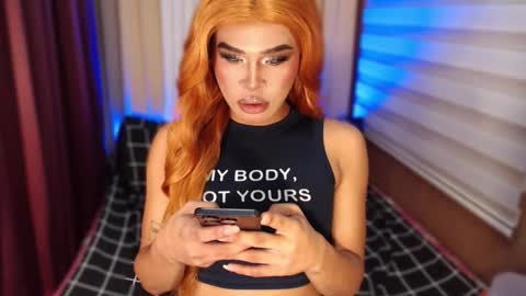 Snapshot of tiara_perezx chatting on November 28, 2025, 8:06 am Sam online show from November 28, 2025, 8:06 am