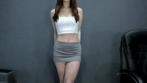 tibetian_fox_matilda online show from May 22, 2026, 12:00 pm