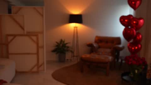 Tifa online show from February 15, 2025, 8:43 pm