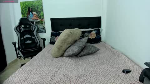 leidy online show from January 16, 2025, 4:49 am