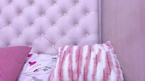    online show from December 3, 2024, 6:06 pm