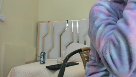    online show from January 20, 2025, 11:43 pm