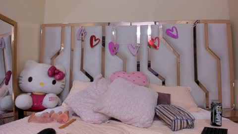    online show from February 8, 2025, 7:59 pm