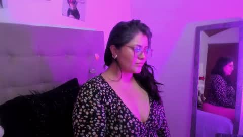 Tiff Luxx online show from March 26, 2026, 1:38 pm