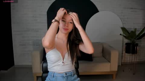 Tiffanny Sins online show from October 5, 2025, 10:51 pm