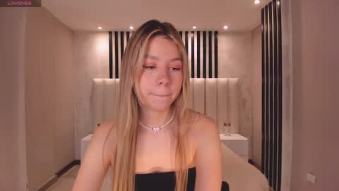 Tiffanny Sins online show from June 6, 2026, 6:01 pm