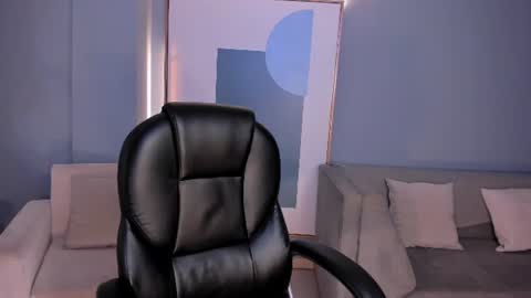Tiffanny Sins online show from June 23, 2026, 3:37 am