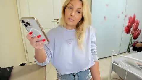 Tiffany your girl next door online show from February 12, 2026, 6:14 pm