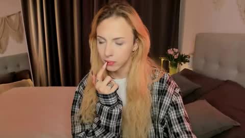 Tiffany online show from April 15, 2026, 5:25 am