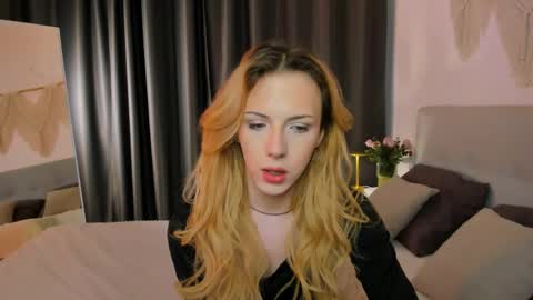 Snapshot of tiffany_king chatting on April 28, 2026, 5:34 am Tiffany online show from April 28, 2026, 5:34 am