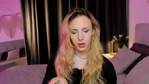 Snapshot of tiffany_king chatting on May 12, 2026, 5:48 am Tiffany online show from May 12, 2026, 5:48 am