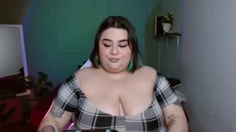 dont forget ask for custom vids  online show from January 14, 2025, 2:50 am