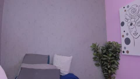 tiffany_mendez online show from May 9, 2026, 12:10 pm