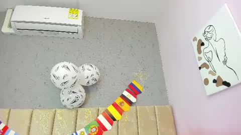 tiffany_mendez online show from June 17, 2026, 12:07 pm
