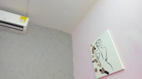 tiffany_mendez online show from July 4, 2026, 12:00 pm