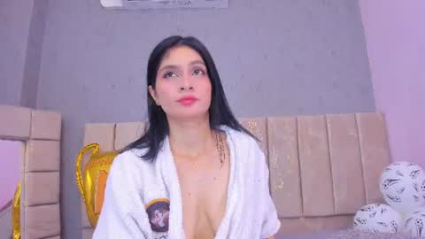 tiffany_mendez online show from July 7, 2026, 12:09 pm