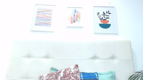 Tifanny Fox online show from February 8, 2025, 4:36 pm