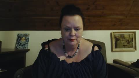 TiffanyMature online show from April 30, 2026, 8:15 pm