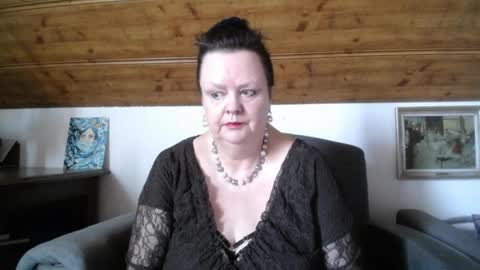 TiffanyMature online show from May 6, 2026, 7:13 am
