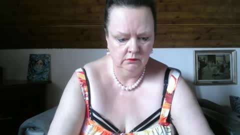 TiffanyMature online show from May 8, 2026, 7:14 am