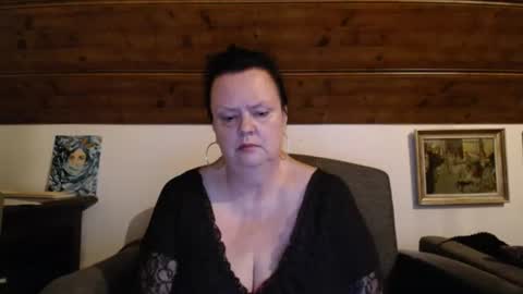TiffanyMature online show from July 25, 2026, 8:39 pm
