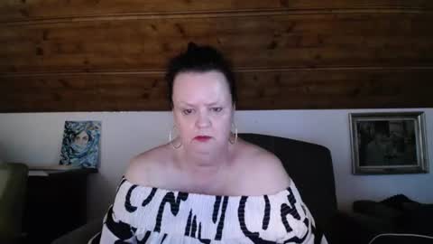 TiffanyMature online show from July 28, 2026, 5:12 pm