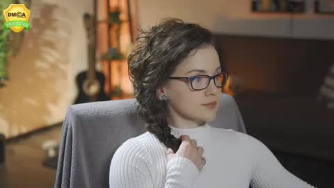 tiffanyriox online show from March 6, 2026, 1:02 am