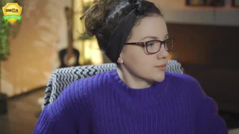 tiffanyriox online show from March 21, 2026, 12:48 am