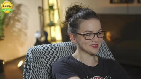tiffanyriox online show from May 28, 2026, 11:46 pm