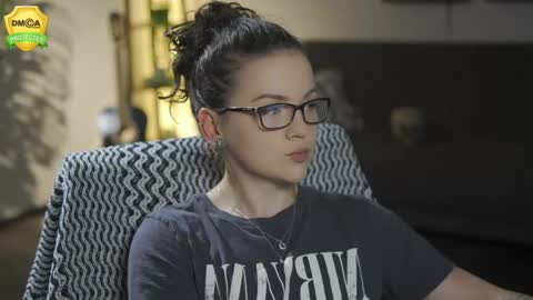 tiffanyriox online show from June 8, 2026, 11:38 pm
