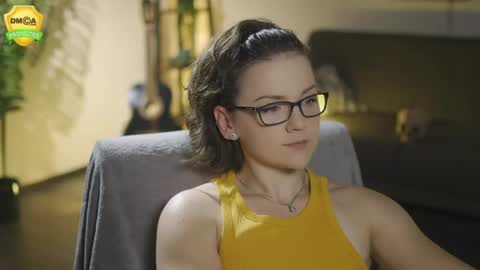 tiffanyriox online show from July 10, 2026, 1:54 am