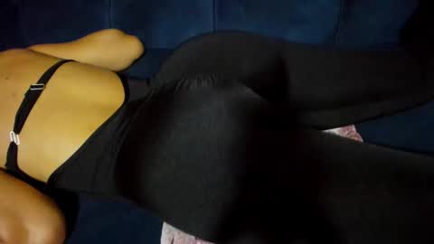 Tiffany online show from October 11, 2025, 1:42 pm