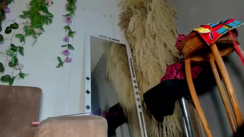 Snapshot of tiffanyy_deluxe chatting on February 13, 2026, 2:46 pm tiffanyy_deluxe online show from February 13, 2026, 2:46 pm