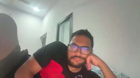 Snapshot of tigertinku chatting on June 7, 2026, 5:27 pm tigertinku online show from June 7, 2026, 5:27 pm