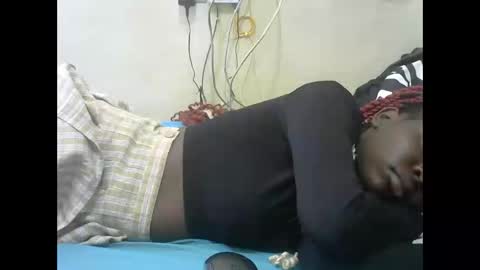 tight_pussie online show from October 10, 2025, 9:52 am