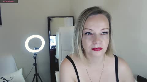 Tilly online show from February 3, 2025, 4:31 pm