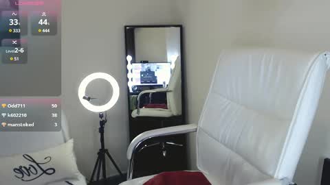 Tilly online show from February 27, 2025, 9:47 pm