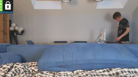 Snapshot of tim_milll chatting on January 4, 2025, 7:34 am Tim online show from January 4, 2025, 7:34 am