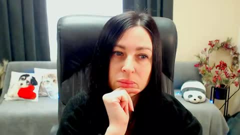 Snapshot of timeparadice chatting on April 30, 2026, 7:58 am Luisa online show from April 30, 2026, 7:58 am