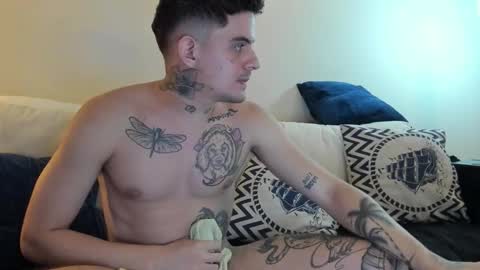Snapshot of timothy_eliot chatting on October 7, 2025, 5:15 am wanna play bareback uncut colombian couple new twink bbk online show from October 7, 2025, 5:15 am