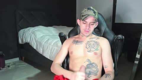 Snapshot of timothy_eliot chatting on November 14, 2025, 5:17 am wanna play bareback uncut colombian couple new twink bbk online show from November 14, 2025, 5:17 am