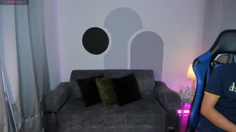 timi  jones online show from January 10, 2025, 11:43 am