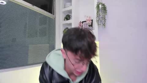 Timothy 21 years old online show from March 29, 2026, 3:17 am