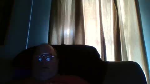 timsubmi681 online show from December 4, 2024, 2:37 pm