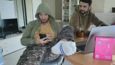 Fillipp Moris online show from November 28, 2025, 6:16 am