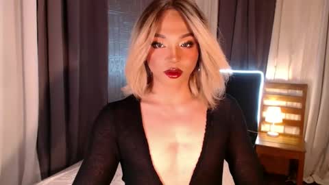 Snapshot of tina_allure chatting on November 1, 2025, 6:15 am Tina online show from November 1, 2025, 6:15 am