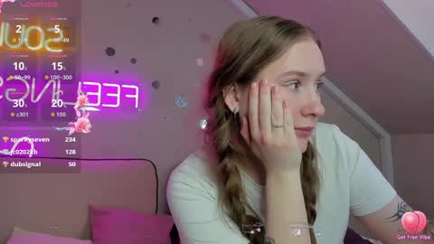 Stella online show from April 11, 2026, 7:45 am