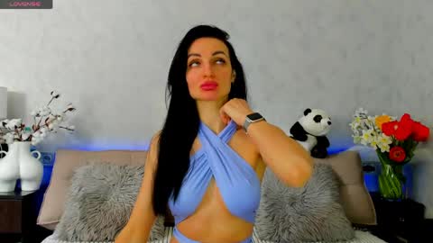 Snapshot of tina_mart chatting on April 29, 2026, 11:25 am Tina online show from April 29, 2026, 11:25 am